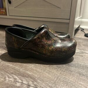Patterned Dansko